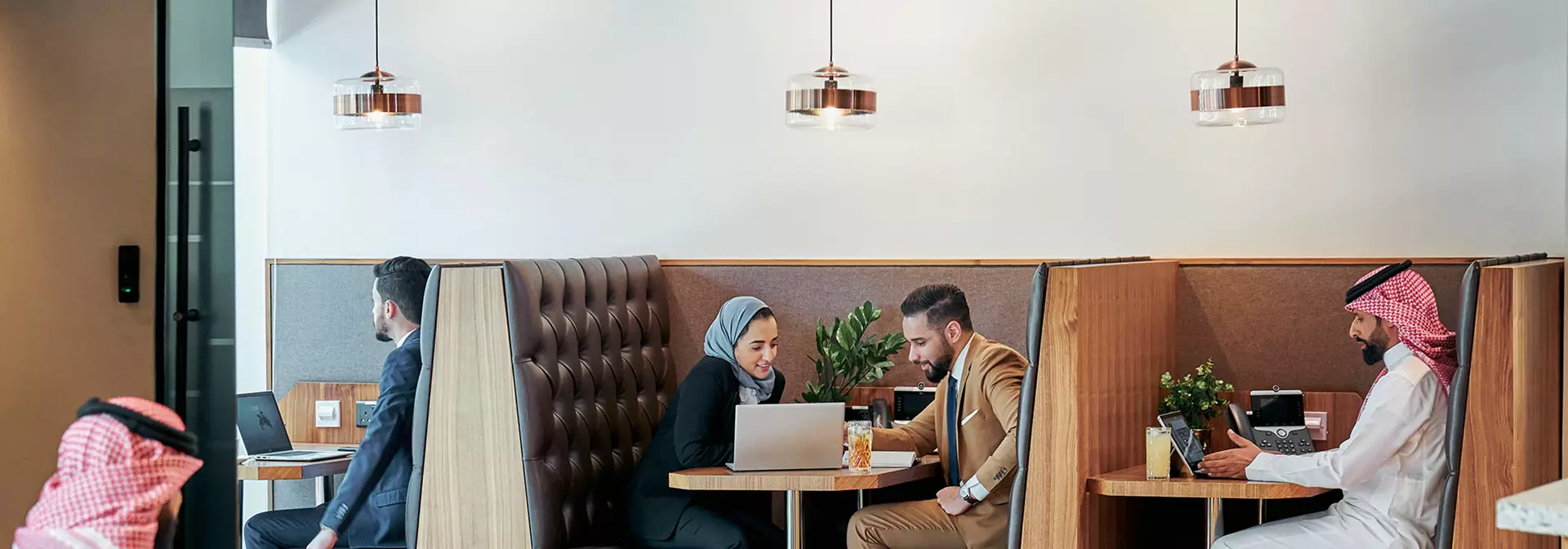 قاعات الإجتماعات