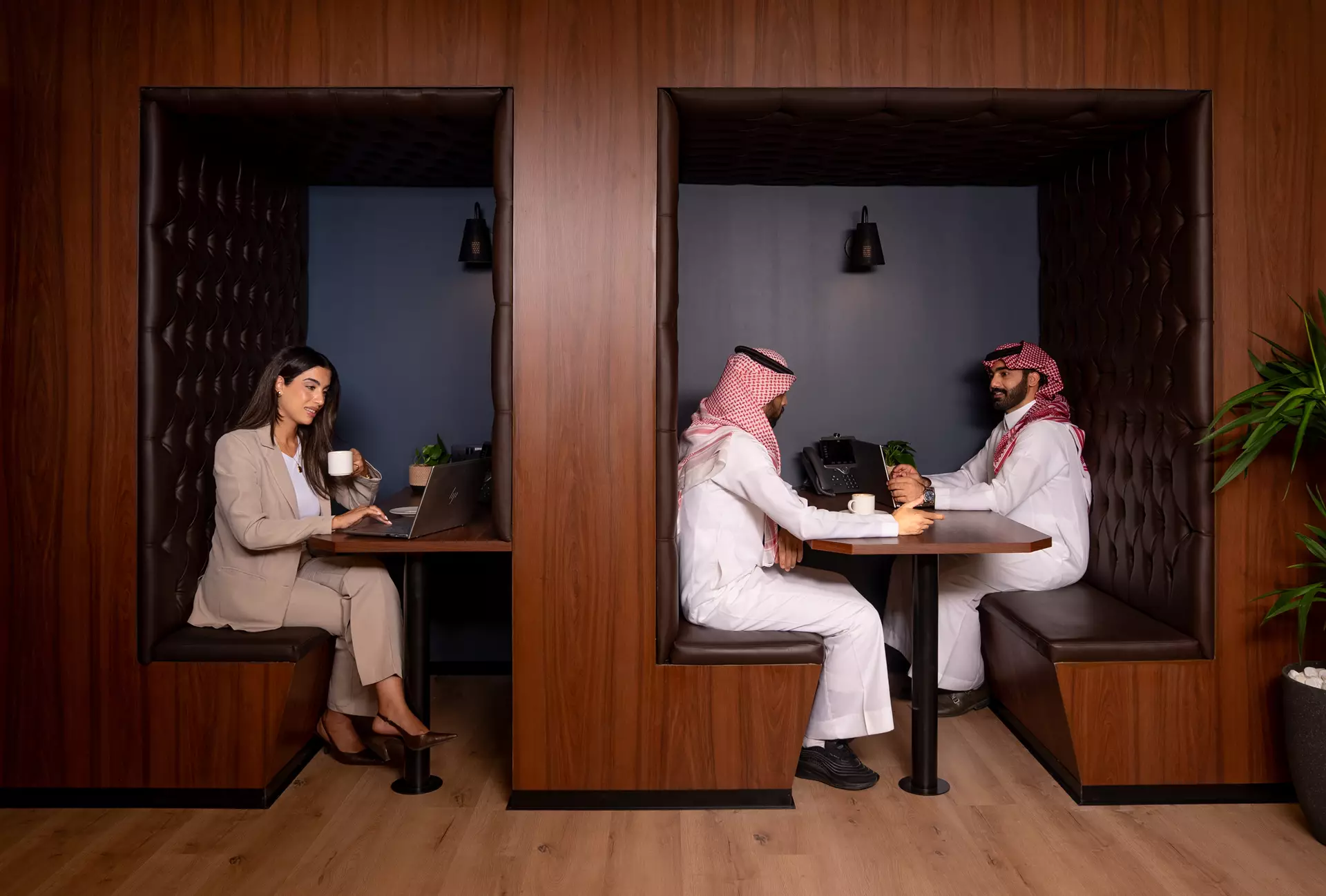 قاعات الاجتماعات